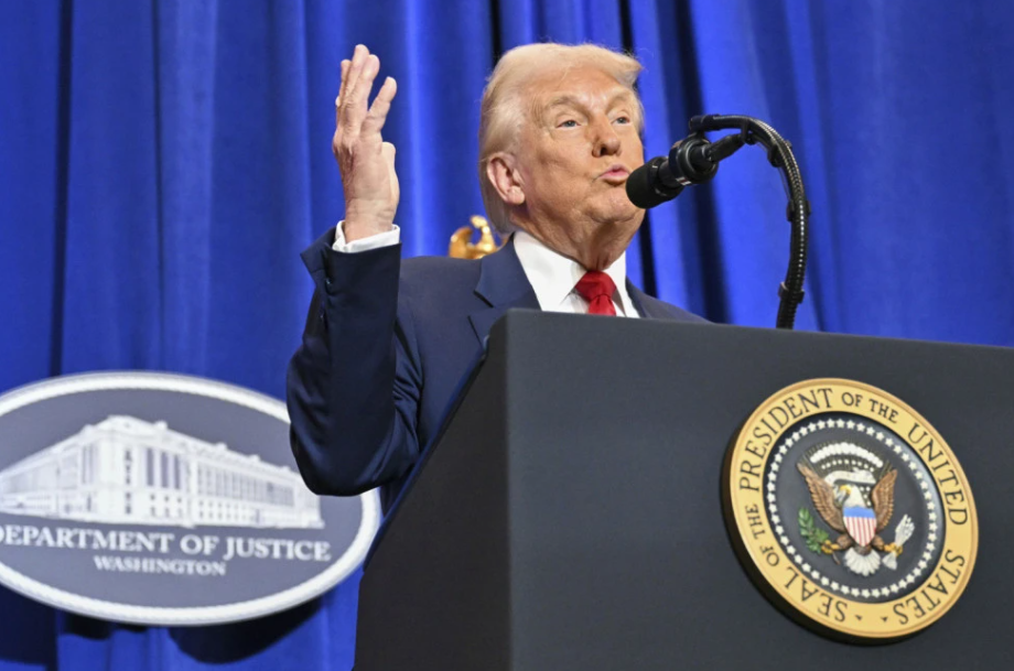 Светот во неверување после изјавата на Трамп: “Бев малку саркастичен кога го изјавив тоа”