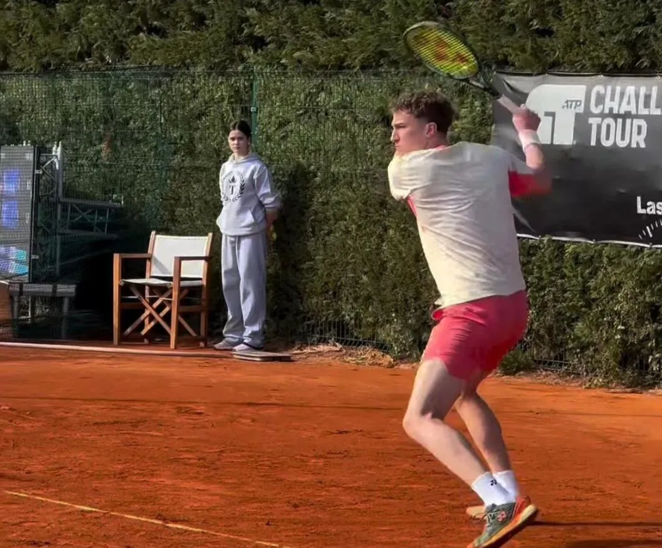 Ивановски успешно ги заврши квалификациите во Опатија