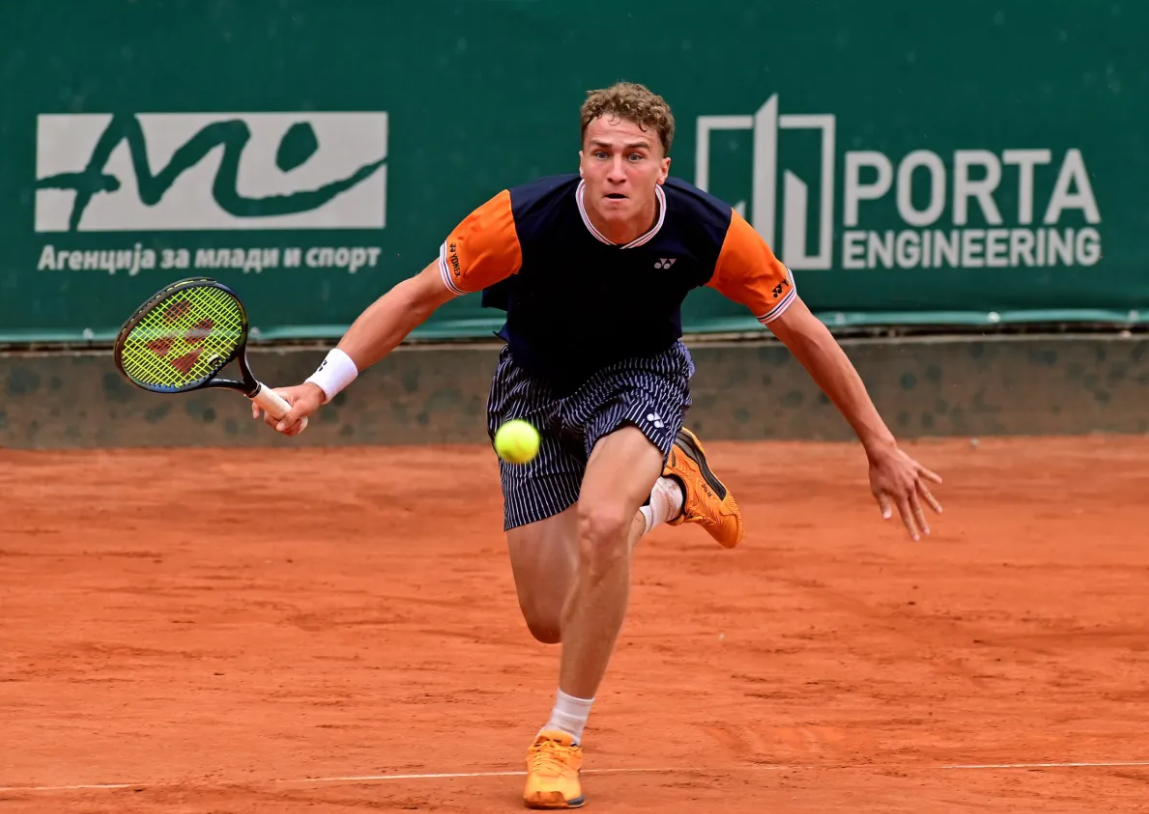 Ивановски во два сета до второто коло на турнирот во Опатија