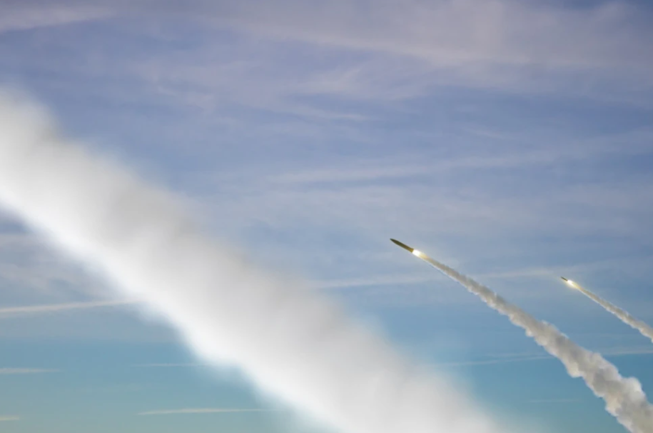 Кога они се подготвуваат, тоа е лош знак: Оваа земја распоредува ракети и засилено гради засолништа