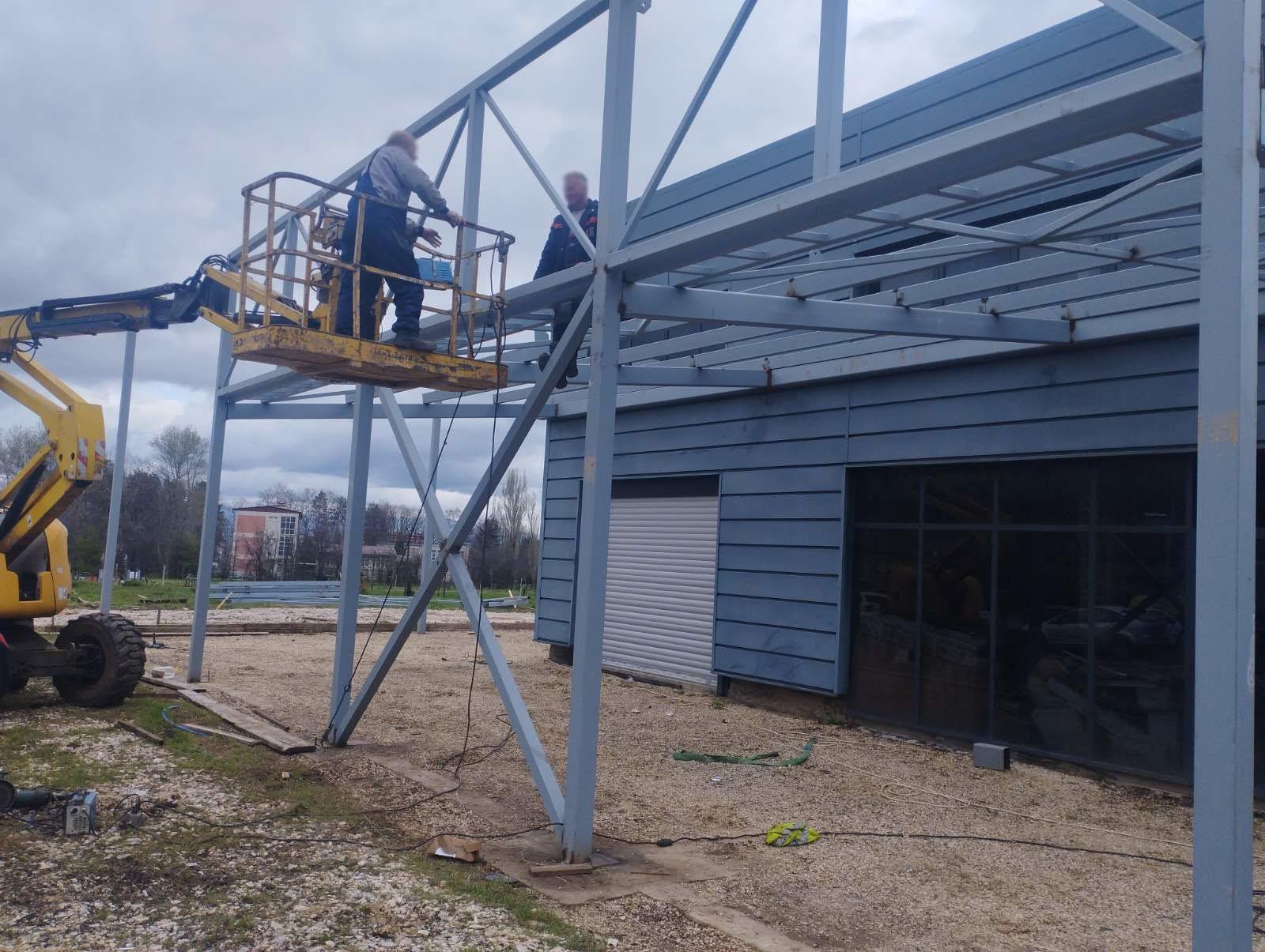 Покренати постапки од градежниот инспектор за три објекти во Битола, за четврт во тек е проверка на документацијата