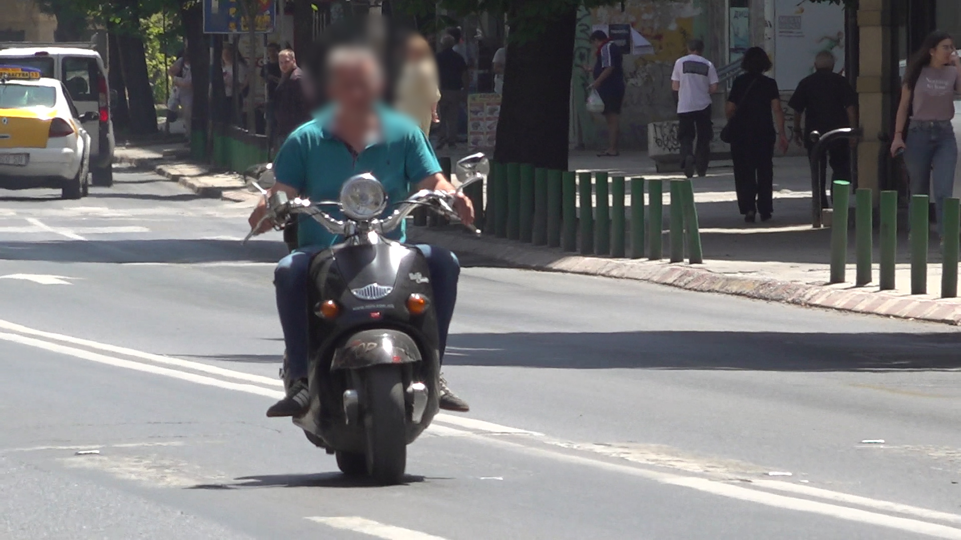 Полицијата во текот на вчерашниот ден напишала 865 казни, еве за што најмногу се казнувало