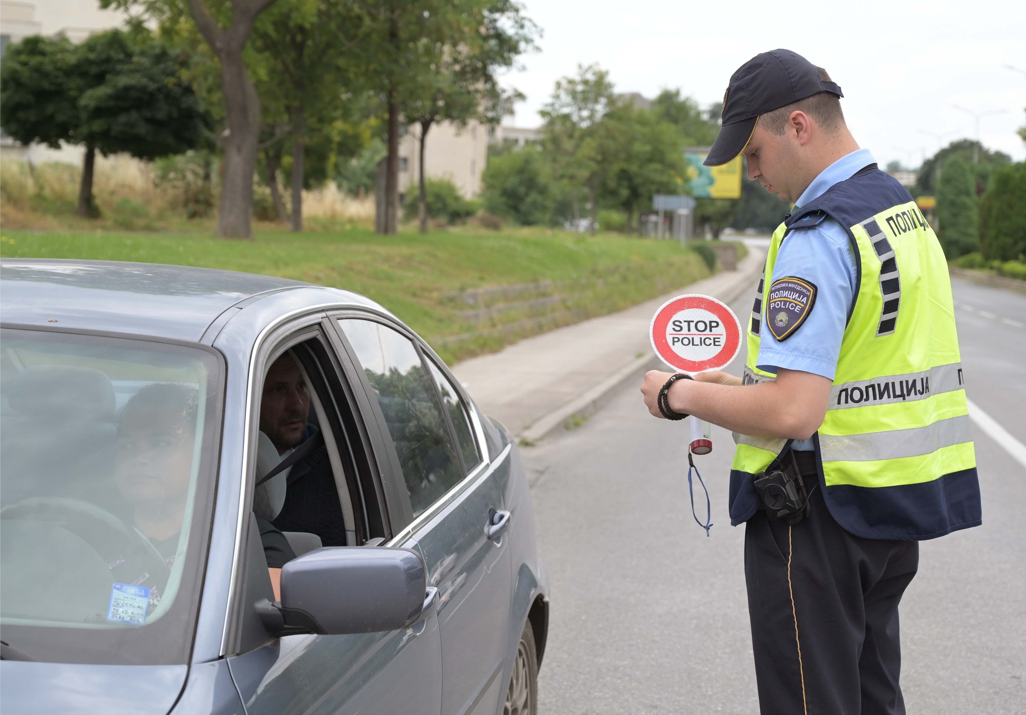 Полицијата во изминатите два дена напишала 1425 казни, еве за што најмногу се казнувало