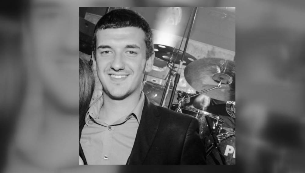 Телото на Карадакоски донесено во Македонија – Ќе биде погребан утре