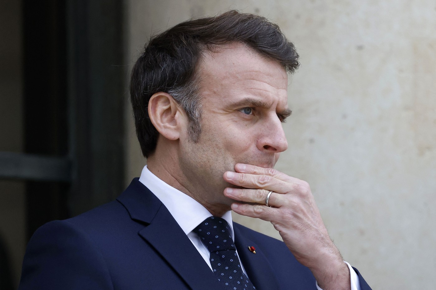 Макрон: Потребна е силна акција доколку Русија продолжи со напади во Украина