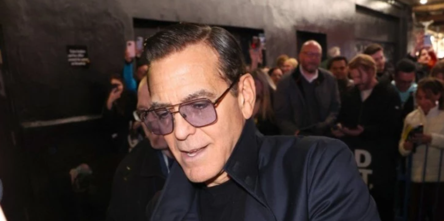 Џорџ Клуни повеќе не личи на себе, ниту родената мајка не го препознава (ФОТО)