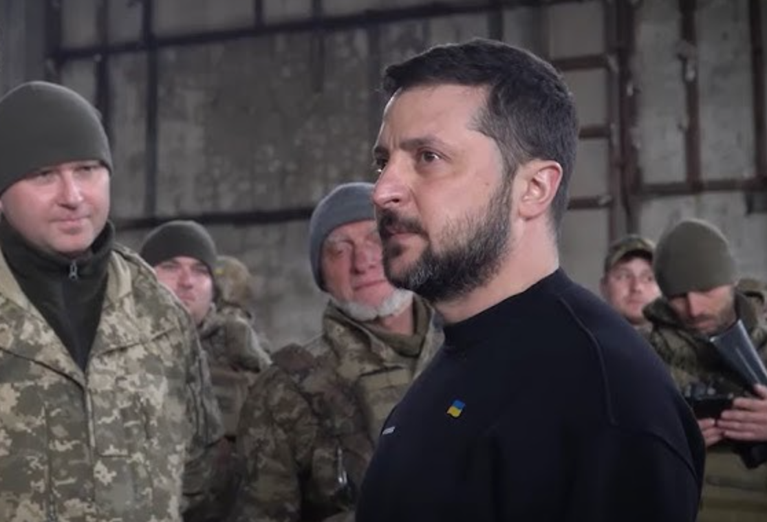 Се огласи Зеленски, по рускиот напад на неговиот роден град во кој загинаа најмалку 14 лица