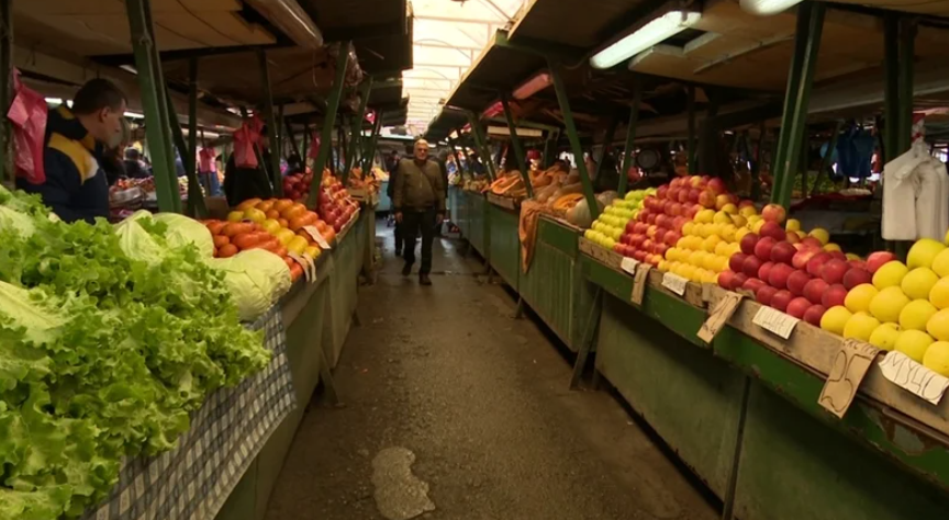 Ова се најзагадените овошја и зеленчуци со пестициди, Македонците ги обожаваат и секојдневно ги купуваат