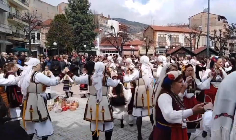Видео кое ќе ви го наполни срцето: Погледнете како се дочека Лазарева сабота во Лерин