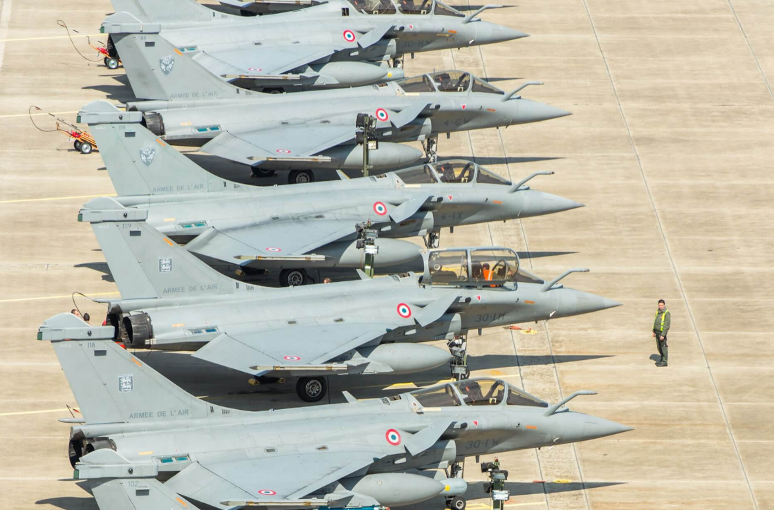 Уште една држава започнува сериозно да се вооружува: Одобрен буџет од 7 милијарди за купување на 26 борбени авиони