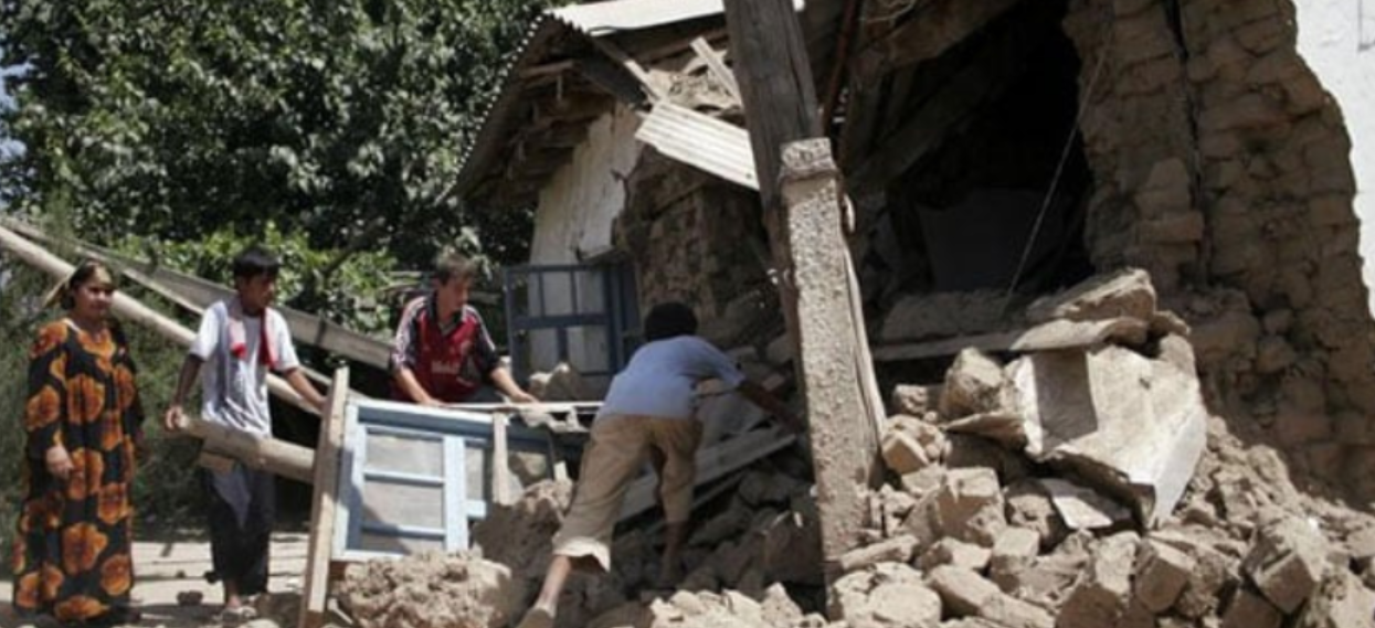 Во земјотресот кој утринава го погоди Таџикистан, загина три годишно дете, оштетени десетици објекти