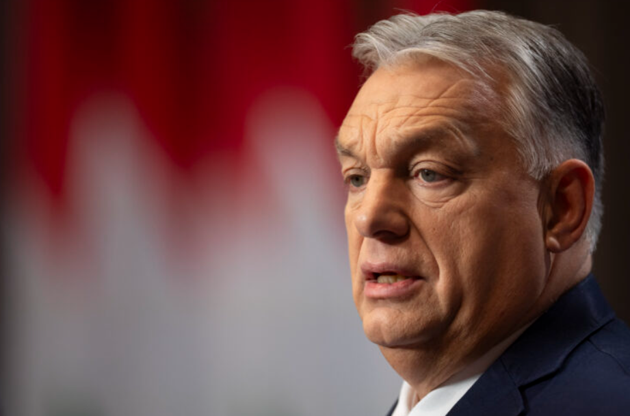 Орбан ја забрани “Парадата на гордоста”: Унгарија ги усвои уставните измени