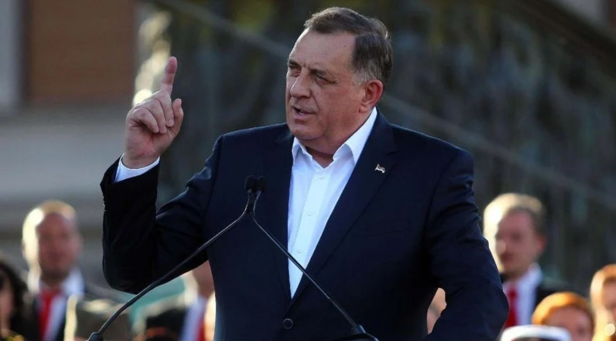 Додик тврди дека една европска држава испратила 40 војници за да го елиминира