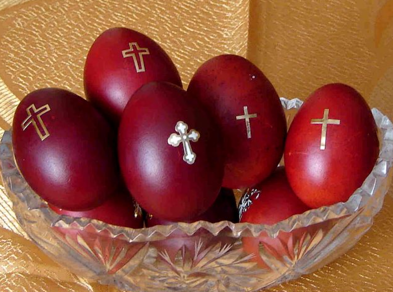 Колку долго стојат варените јајца после празниците и како правилно да ги чувате?