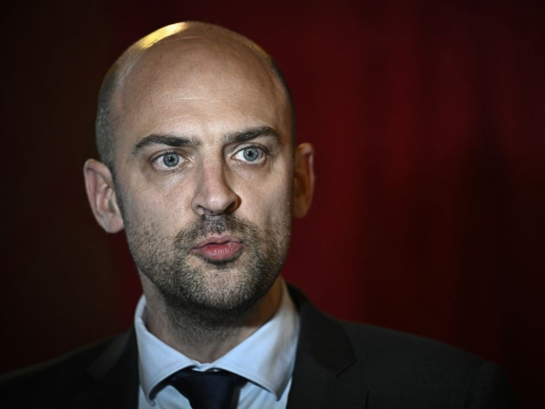 Француски министер откри што се криело позади велигденското примирје на Путин