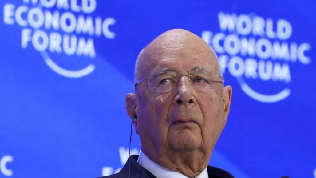 Отворена истрага против Клаус Шваб – испливаа вознемирувачки детали