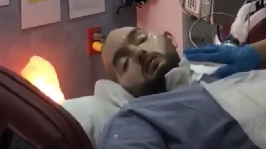 Саудиски принц 20 години е во кома: Неговиот татко не сака да го исклучи од апаратите