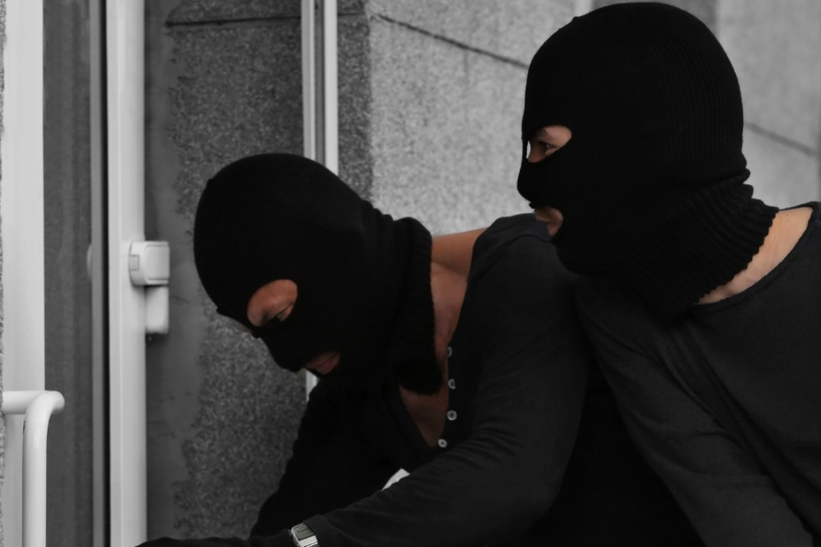 Приведени двајца крадци во Велес, одземеното е пронајдено и вратено на сопственичката