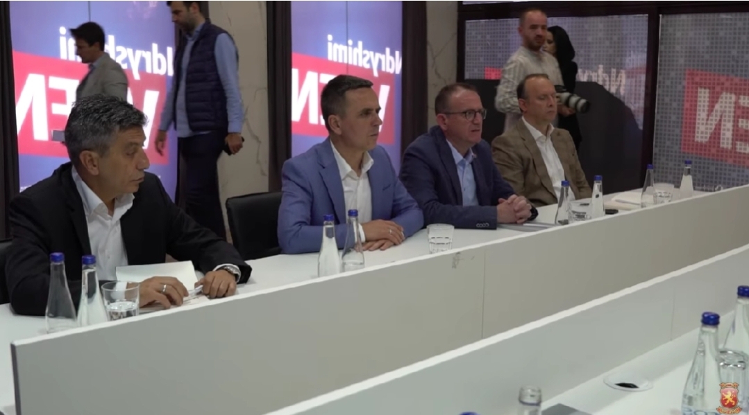 Вреди вечерва очекува одговор од Таравари – Меџити: Мора да разјасниме, дали се дел од Вреди или со ДУИ!