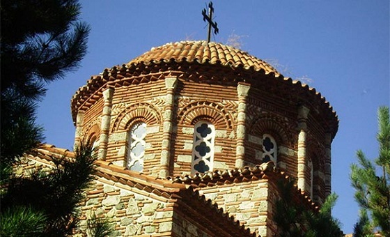 Уапсени двајца скопјани, краделе од црква?!