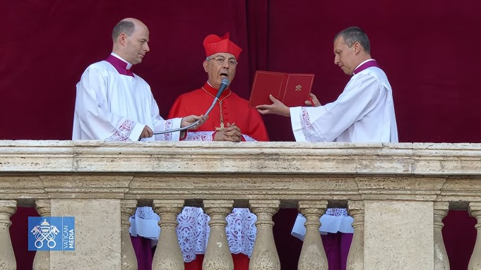 Кардиналот Роберт Превост од САД избран за нов папа – го избра името Лав XIV