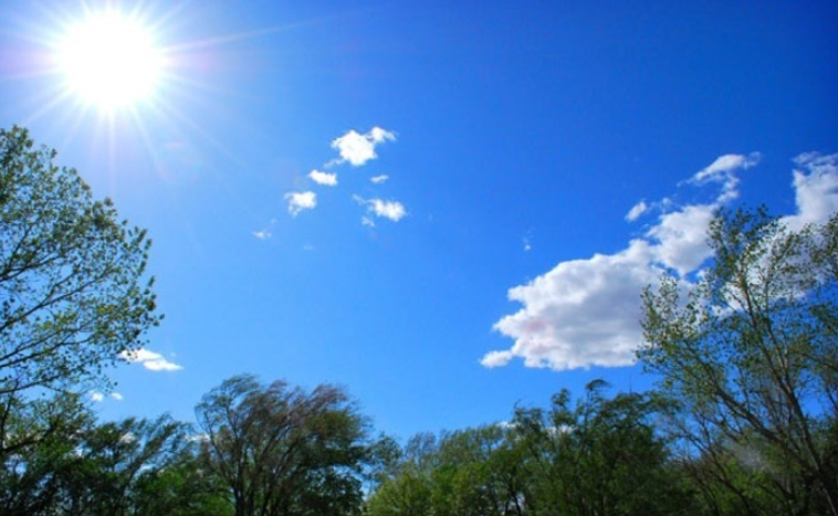 Времето викендов сончево и топло, од вторник подгответе се за драстични промени