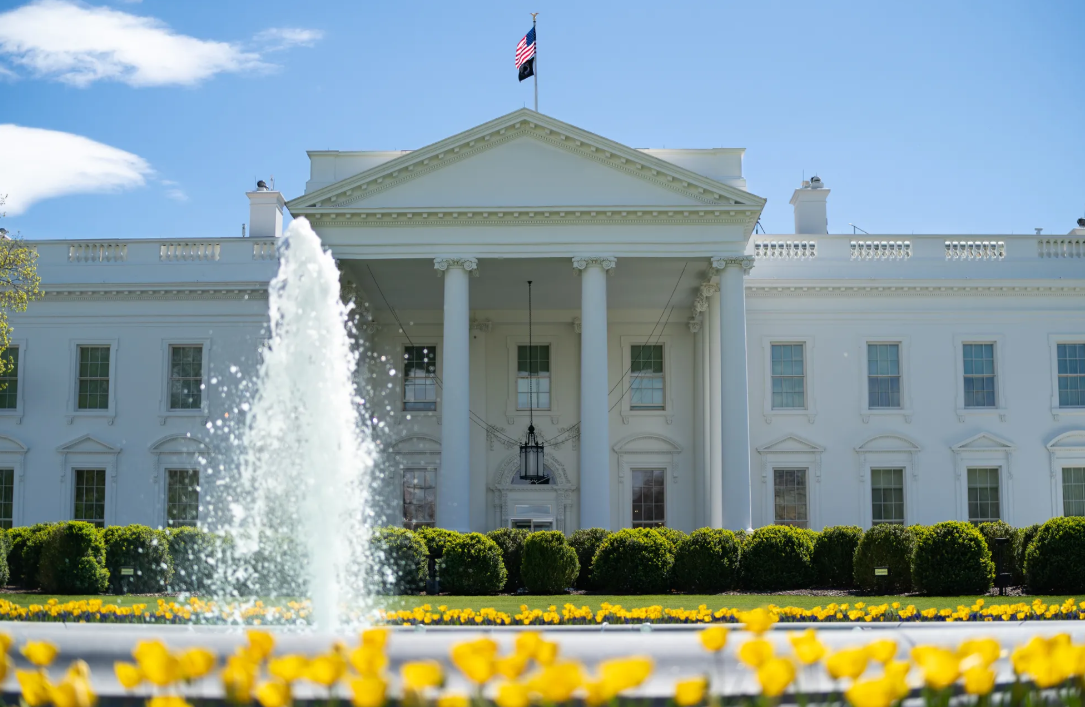 Католиците бесни поради последната фотографија која ја објави Белата куќа [ФОТО]