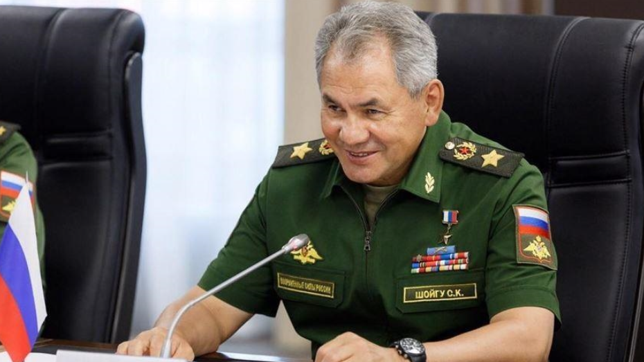 Шојгу тврди дека НАТО и ЕУ подготвуваат директен воен конфликт со Русија