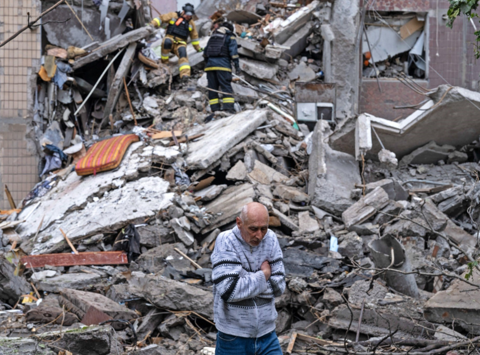 Русија и Украина меѓусебно се обвинуваат за кршење на примирјето