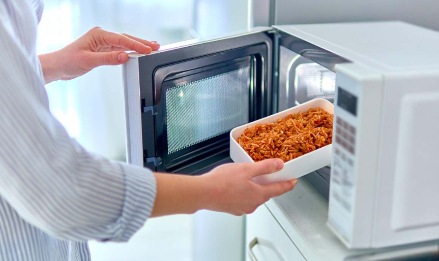 Ризик за здравјето: Овие две намирници никако не треба да ги подгревате