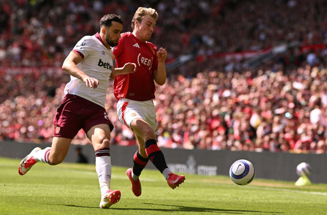 Црн ден за фаворитите во Премиер лигата