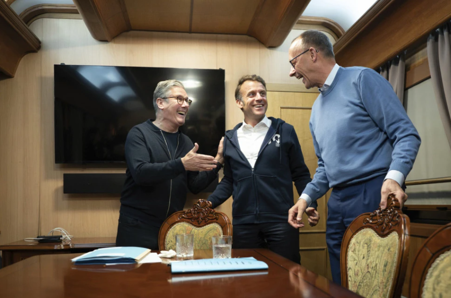 Европа одговори: “Руси, ова е марамче за дување нос”