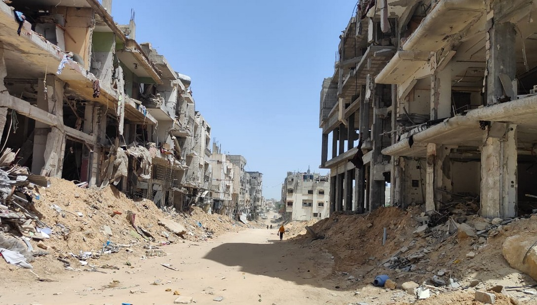 Во израелски напади на југот на Газа загинаа 54 лица, помеѓу нив и новинар