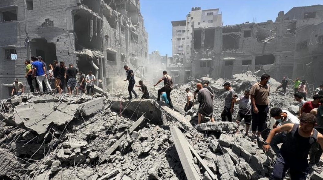 Нови израелски напади врз Газа: Загинати над 80 лица, меѓу нив жени и деца