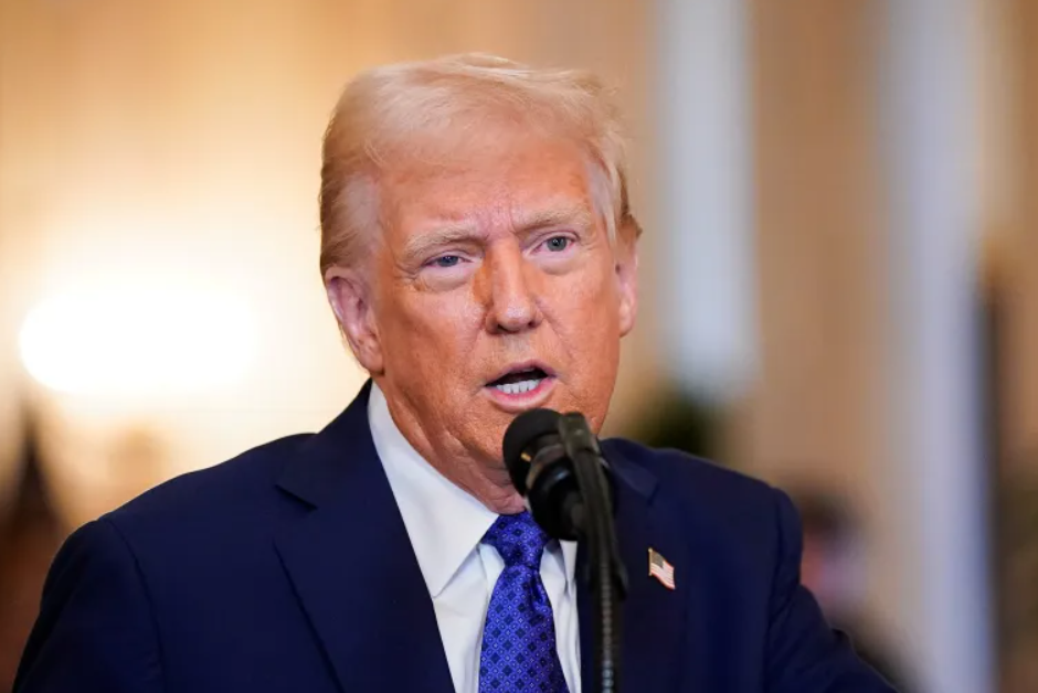 Синот на Трамп мета на критики поради реакцијата на дијагнозата на Бајден: “Ова е срамота”