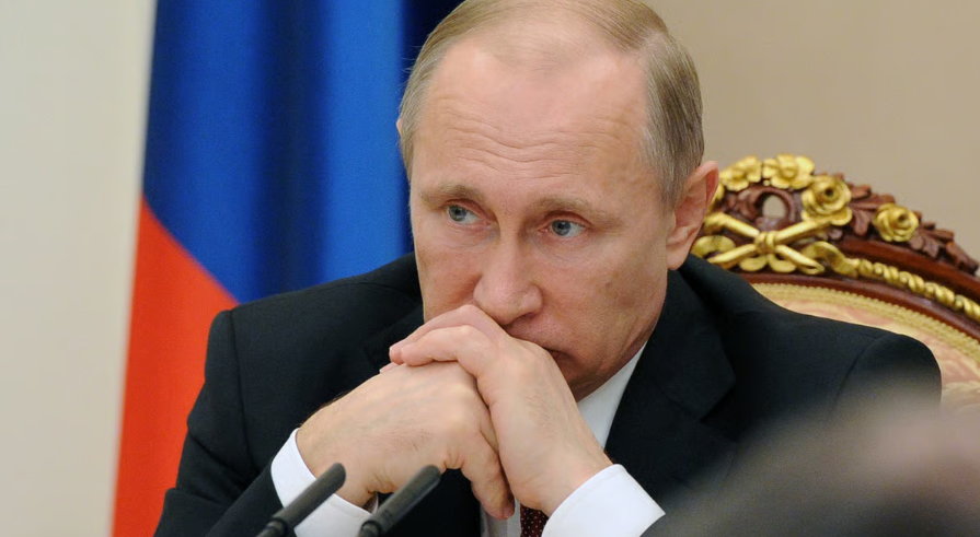 Дали Русија ќе го издржи најсилниот удар досега или ќе доживее целосен колапс? “Веќе постои паника во Москва”