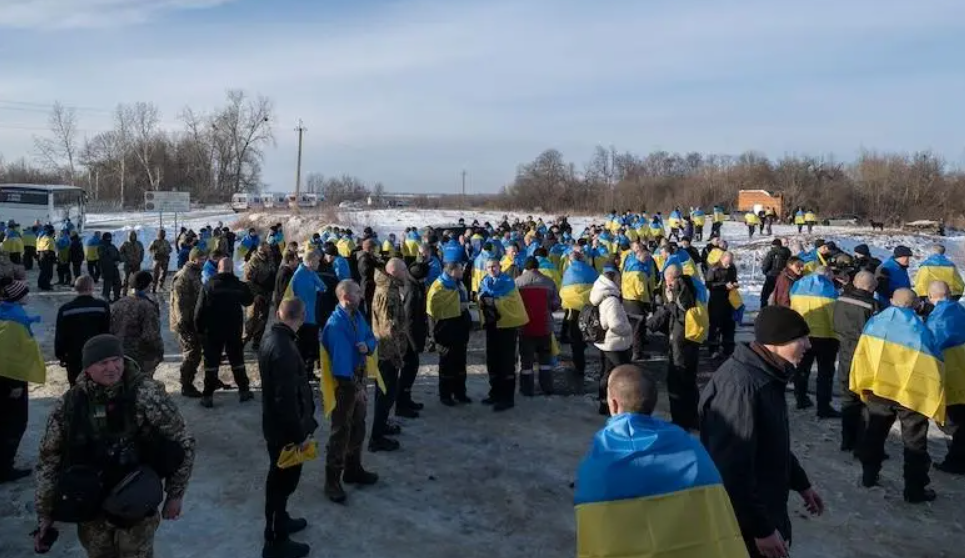 Трамп го поздрави договорот: Русија и Украина успешно спроведоа голема размена на заробеници