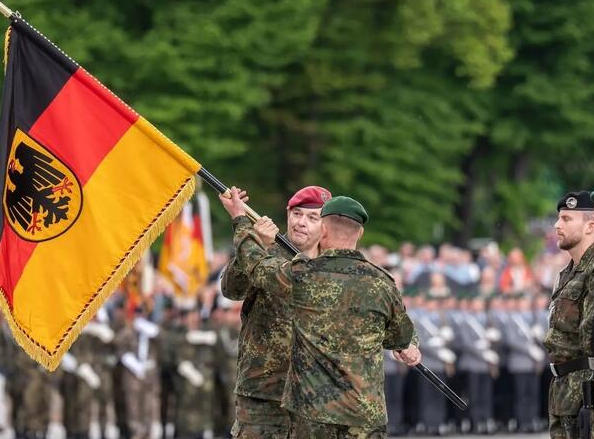 Германски генерал предупредува: Русија би можела да го нападне НАТО до 2029 година