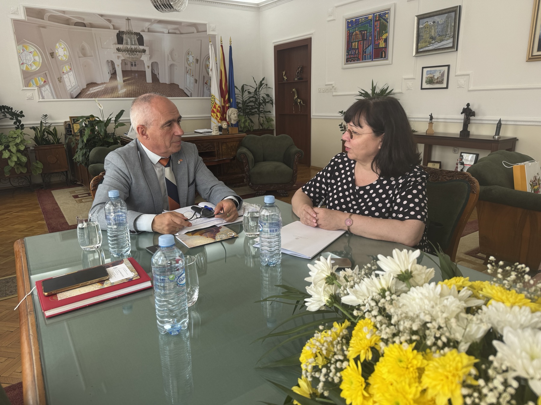 АМБАСАДОРКАТА НА КАНЦЕЛАРИЈАТА НА ЛИТВАНИЈА ВО ПОСЕТА НА ОПШТИНА БИТОЛА