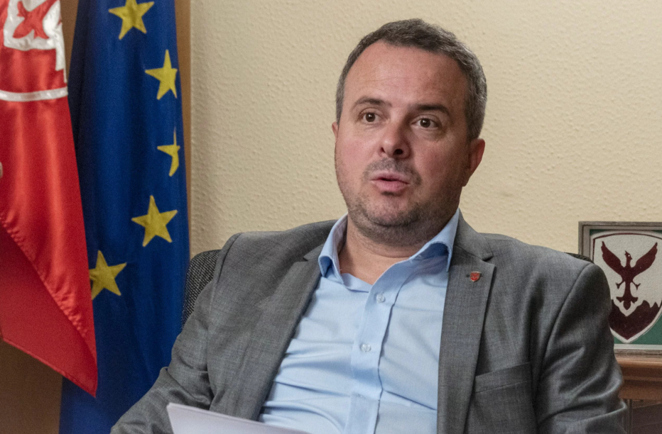 Герасимовски: Центар затрупан во смет – време е да ги преземеме ингеренциите на „Комунална хигиена“