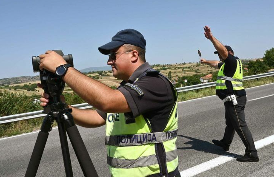Полицијата во Македонија во текот на месец мај напишала 21.178 казни – еве за што најмногу се казнувало