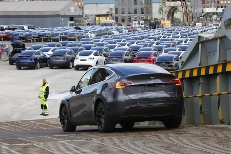 Продажбата на нови автомобили на Tesla во Норвешка порасна за 213% во месец мај