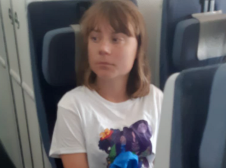 Израел ја депортираше Грета Тунберг, испратена во Франција