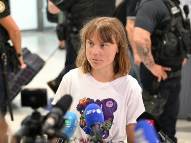 Грета Тунберг: „Не киднапираа на отворено море додека носевме хуманитарна помош за Газа“