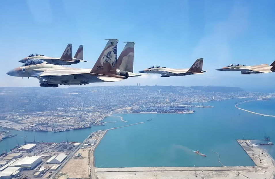 Израел го нападна Иран со 200 борбени авиони и повеќе од 330 различни видови оружје