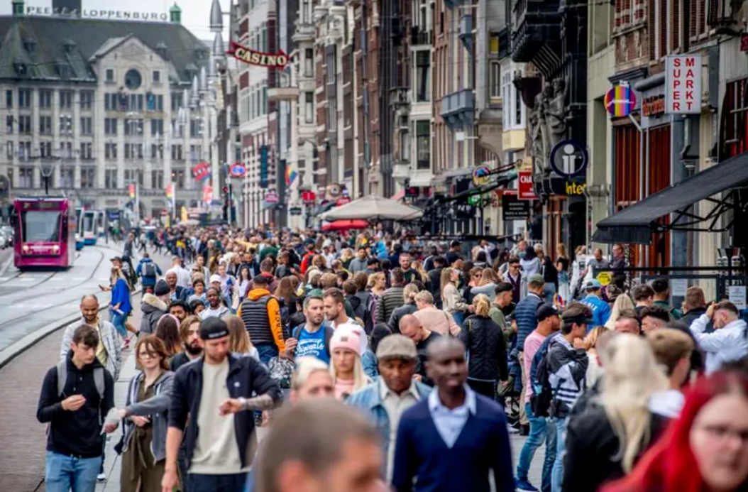 Јазот меѓу богатите и сиромашните расте во Европа: Шведска најнеправедна по распределбата на богатството