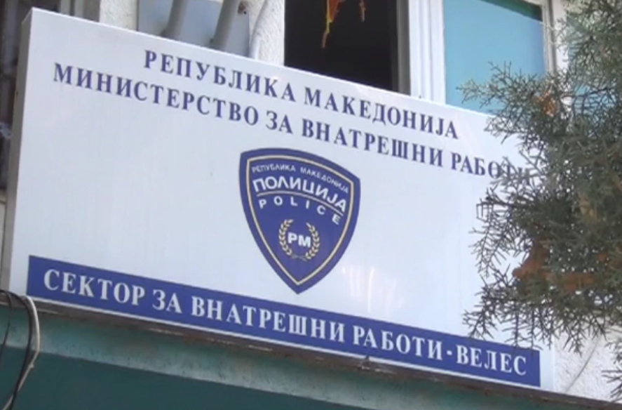 Инцидент во Велес: Малолетничка нападната со метален предмет, полицијата испукала предупредувачки куршуми