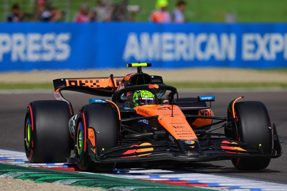 Норис: “Направив будала од себе”