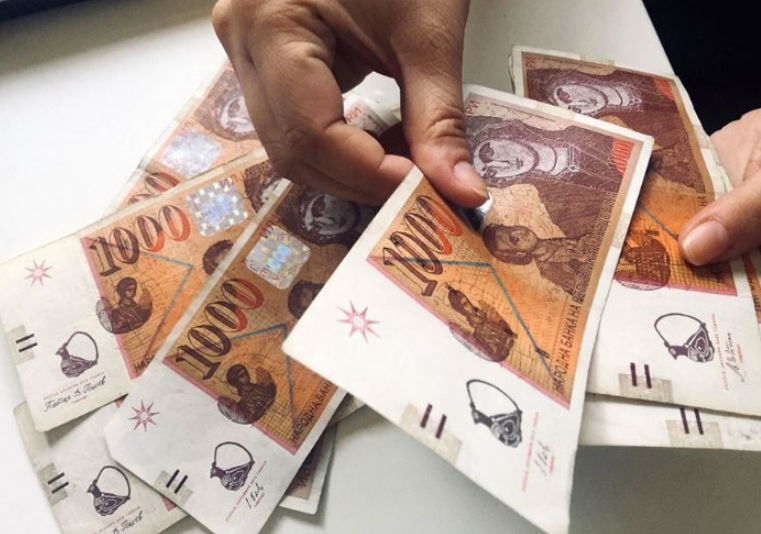 Владата ќе додели 1.570 стипендии за ученици во дуално образование: Месечната стипендија ќе изнесува 3.500 денари