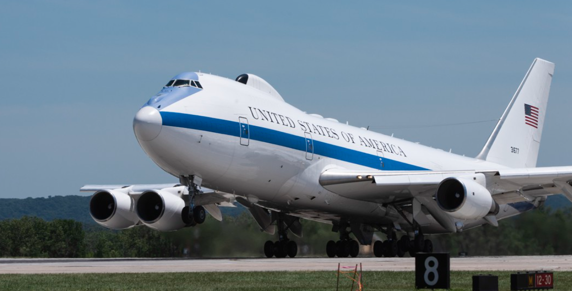 „Авион на судниот ден“ слета во Вашингтон – еве што значи ова